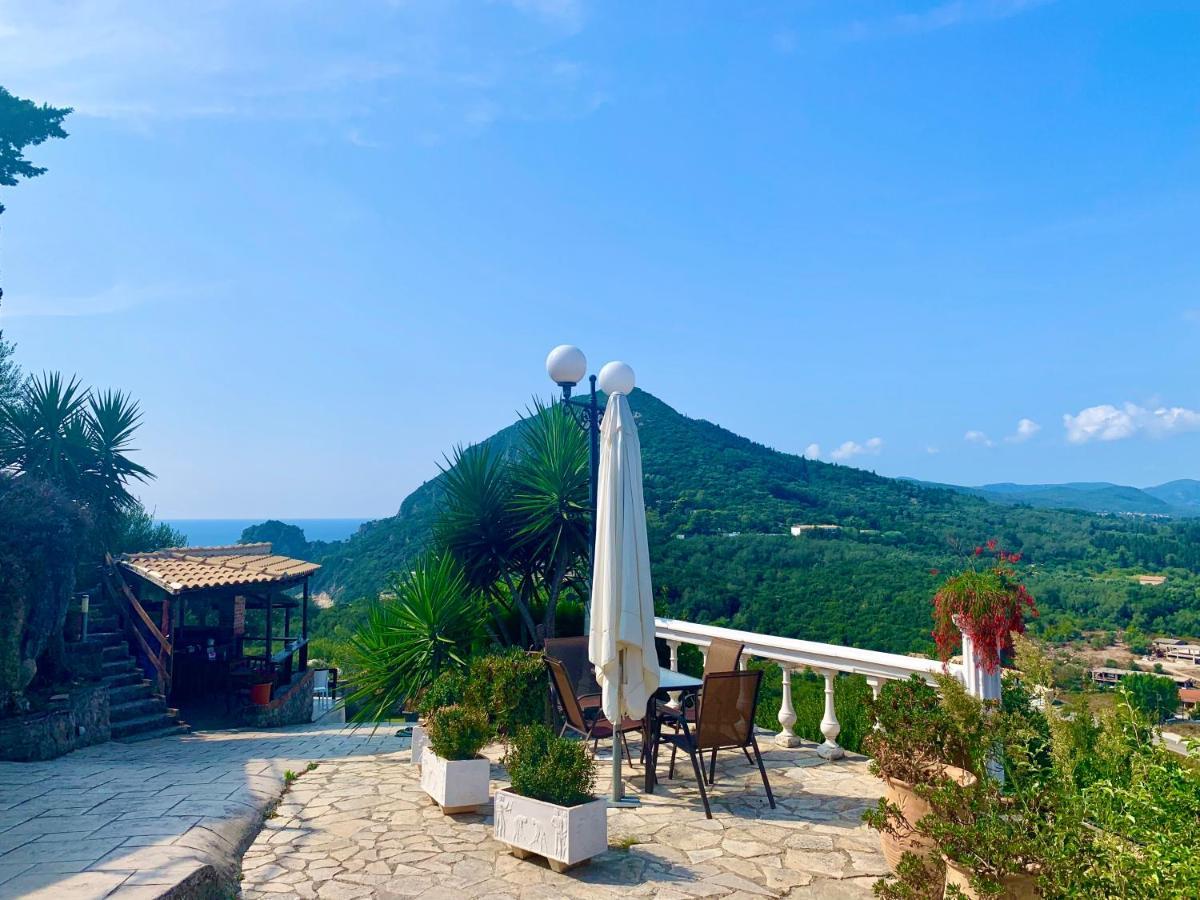 Hébergement de vacances Ermones Ruby Vátos