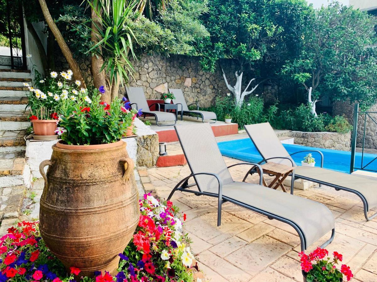 Ermones Ruby Hébergement de vacances *